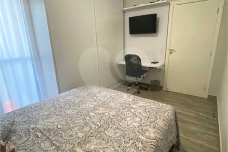 Casa à venda com 3 suítes no condomínio Campos do Conde I, Paulínia - SP