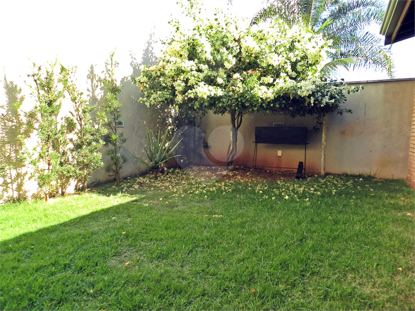 Casa à venda com 3 quartos, sendo 1 suíte, no condomínio Topazio Rp, Ribeirão Preto - SP
