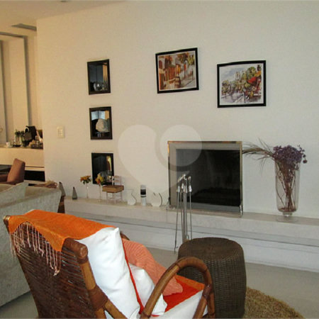 Apartamento à venda com 4 suítes em Vila Suzana, São Paulo, SP