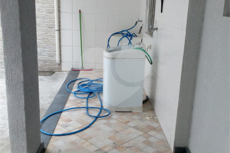 Chácara à venda com 3 quartos, sendo 1 suíte,  em Conjunto Habitacional Brás Cubas, Mogi das Cruzes, SP