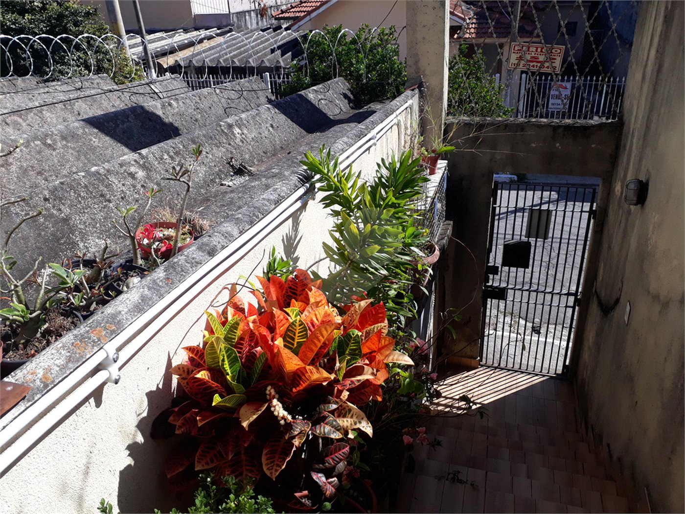 Sobrado à venda com 4 quartos, sendo 1 suíte, em Vila Constança, São Paulo, SP