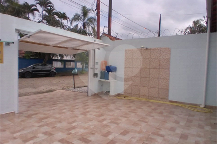 Casa Térrea à venda com 3 suítes em Loty, Itanhaém, SP