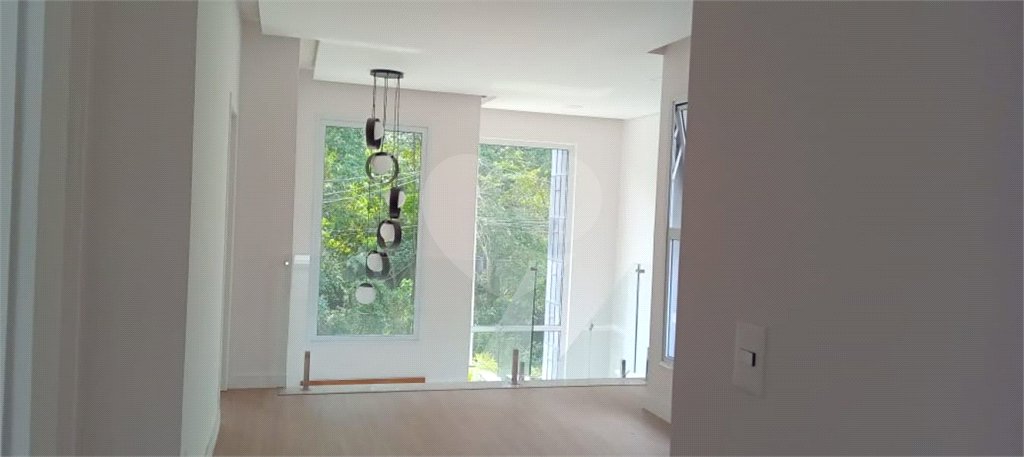 Casa à venda com 3 suítes no condomínio Mosaico da Serra, Mogi das Cruzes - SP