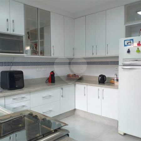 Sobrado à venda com 3 quartos, sendo 1 suíte, em Vila Mazzei, São Paulo, SP