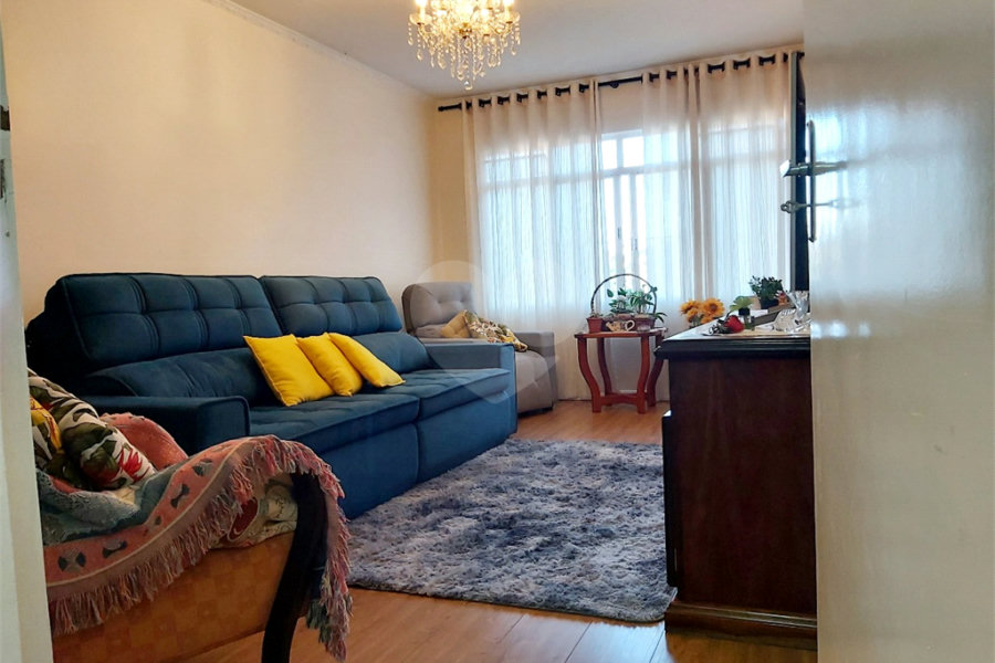 Sobrado à venda com 3 quartos, sendo 1 suíte, em Vila Irmãos Arnoni, São Paulo, SP
