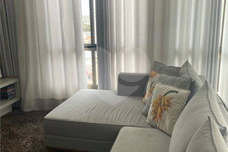 Apartamento à venda com 2 suítes no Centro, Taubaté, SP