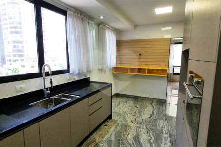 Apartamento à venda com 4 quartos, sendo 3 suítes, em Santana, São Paulo, SP