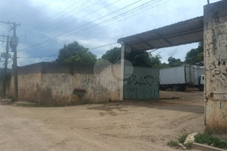 Terreno à venda com 1 suíte em Sítio Areião, São Paulo, SP
