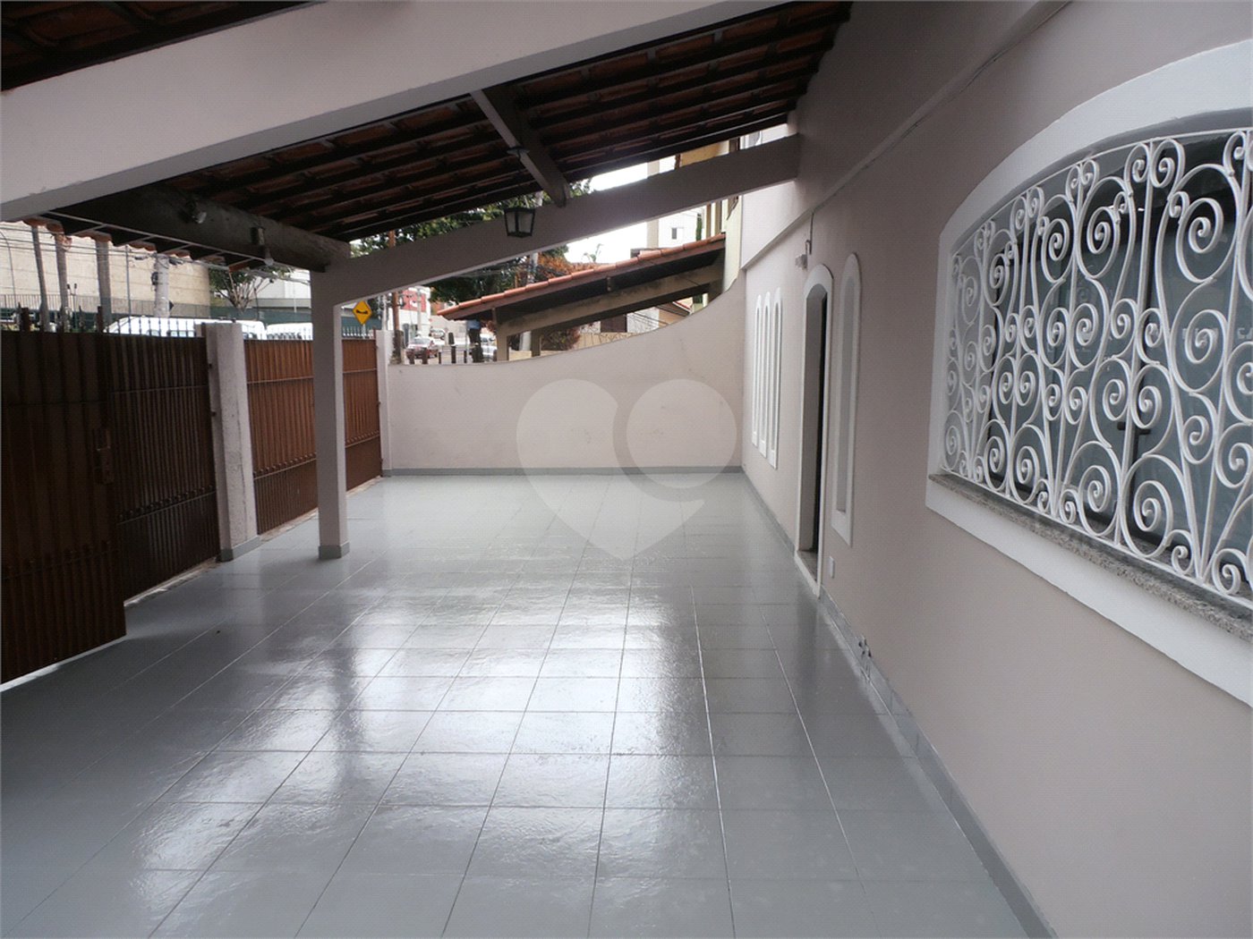 Sobrado à venda ou para alugar com 4 quartos, sendo 1 suíte, em Vila Butantã, São Paulo, SP