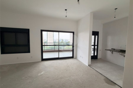Apartamento à venda com 3 quartos, sendo 1 suíte, em Alto da Boa Vista, São Paulo, SP