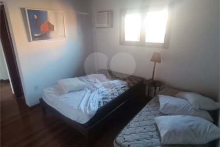 Casa à venda com 3 quartos, sendo 2 suítes,  em São José, Armação dos Búzios, RJ
