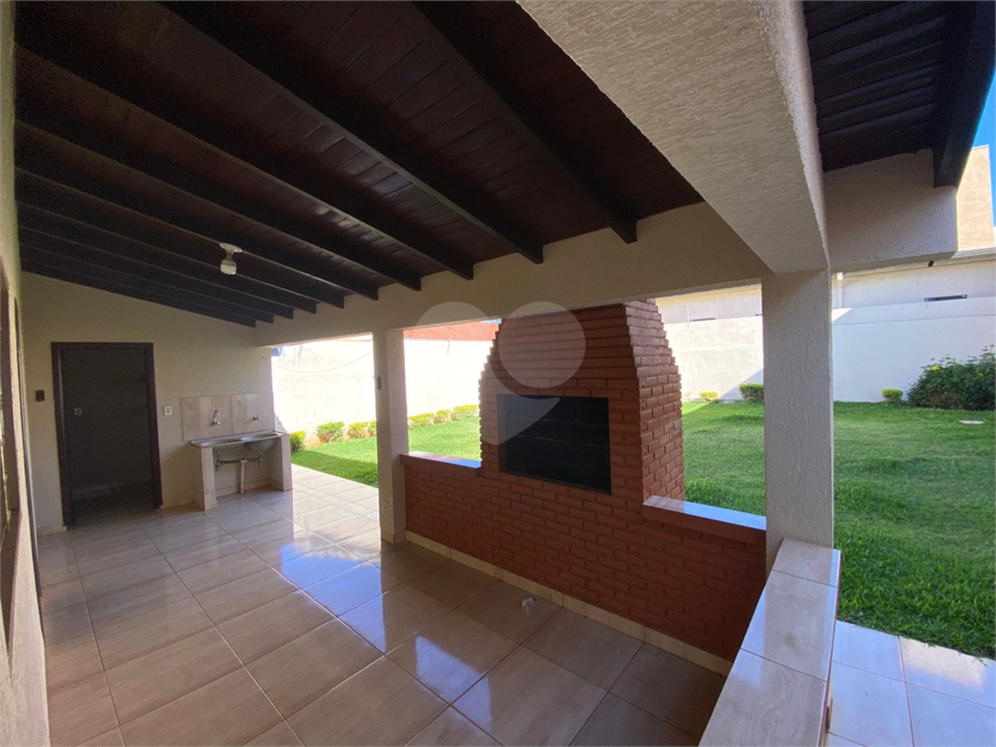 Casa à venda com 2 quartos, sendo 1 suíte, em Vila Renô, Ponta Porã, MS