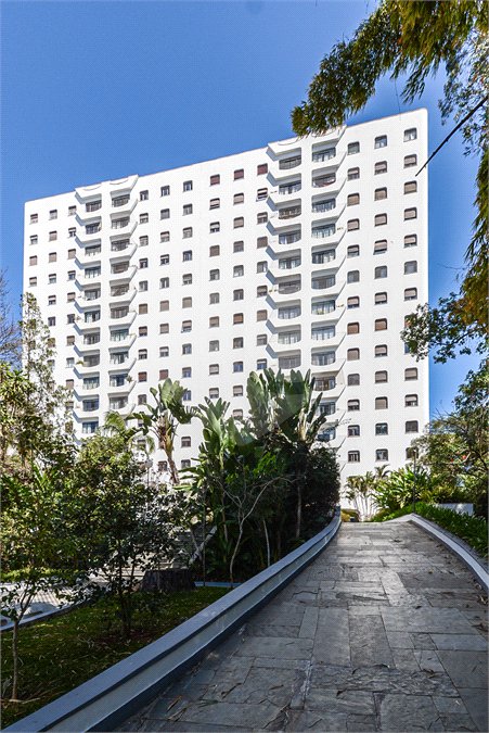 Apartamento à venda ou para alugar com 3 quartos, sendo 1 suíte,  em Granja Julieta, São Paulo, SP