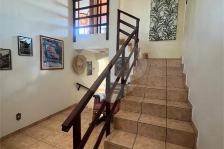 Casa à venda com 4 quartos, sendo 1 suíte, em Alpes D'ouro, Bom Jesus dos Perdões, SP