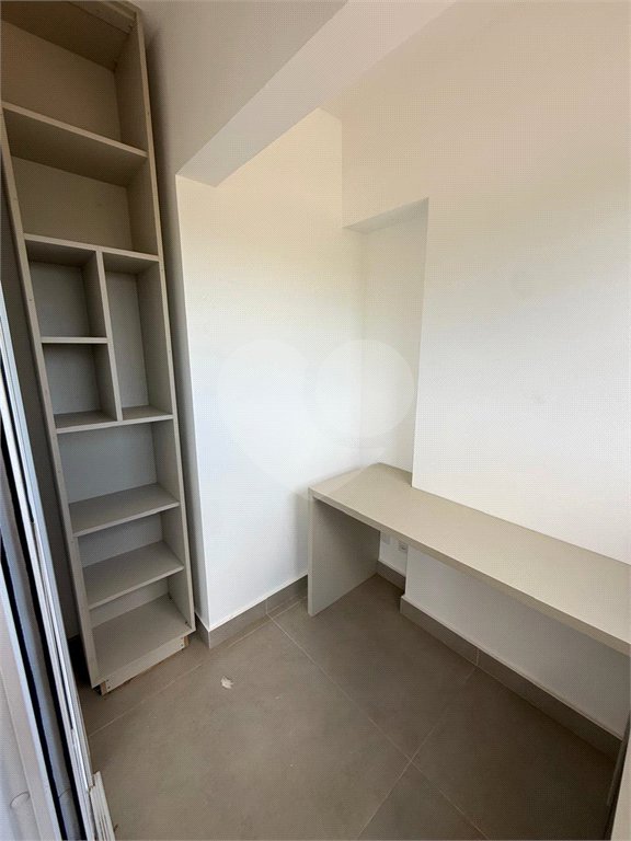 Apartamento para alugar com 3 suítes em Vila Helena, Atibaia, SP