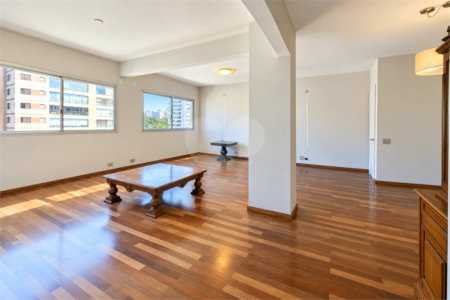 Apartamento à venda com 2 quartos, sendo 1 suíte, em Chácara Santo Antônio (zona Sul), São Paulo, SP