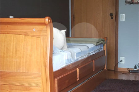 Casa de Vila à venda com 3 quartos, sendo 2 suítes, em Jardim Emília, Sorocaba, SP