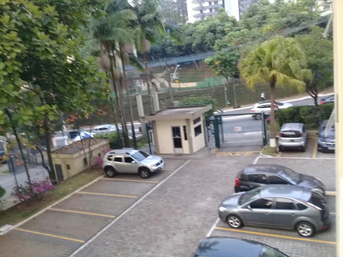 Apartamento à venda com 3 quartos, sendo 1 suíte, em Jardim Londrina, São Paulo, SP