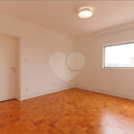 Apartamento à venda com 3 quartos, sendo 1 suíte,  em Santa Cecília, São Paulo, SP