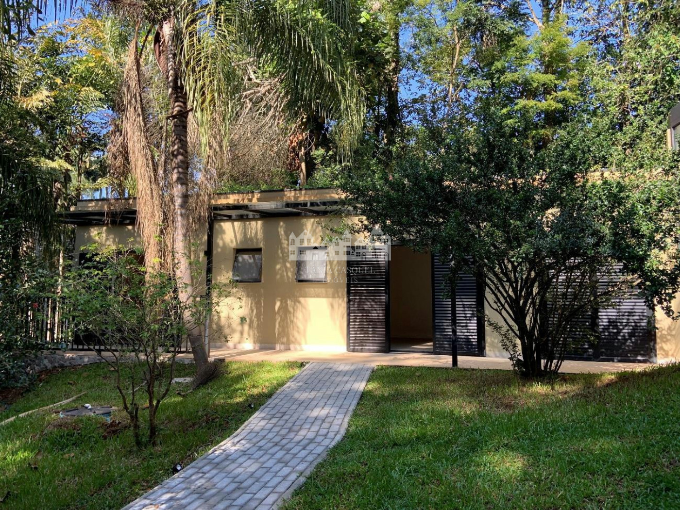Casa à venda ou para alugar com 3 suítes no condomínio Estância Parque Atibaia, Atibaia - SP