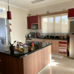 Casa à venda com 3 quartos, sendo 1 suíte, no condomínio Vila Hipica Ii, Vinhedo - SP