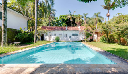 Casa à venda com 3 suítes em Alto da Boa Vista, São Paulo, SP