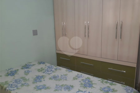Casa à venda com 4 quartos em Jardim Marisa, São Paulo, SP