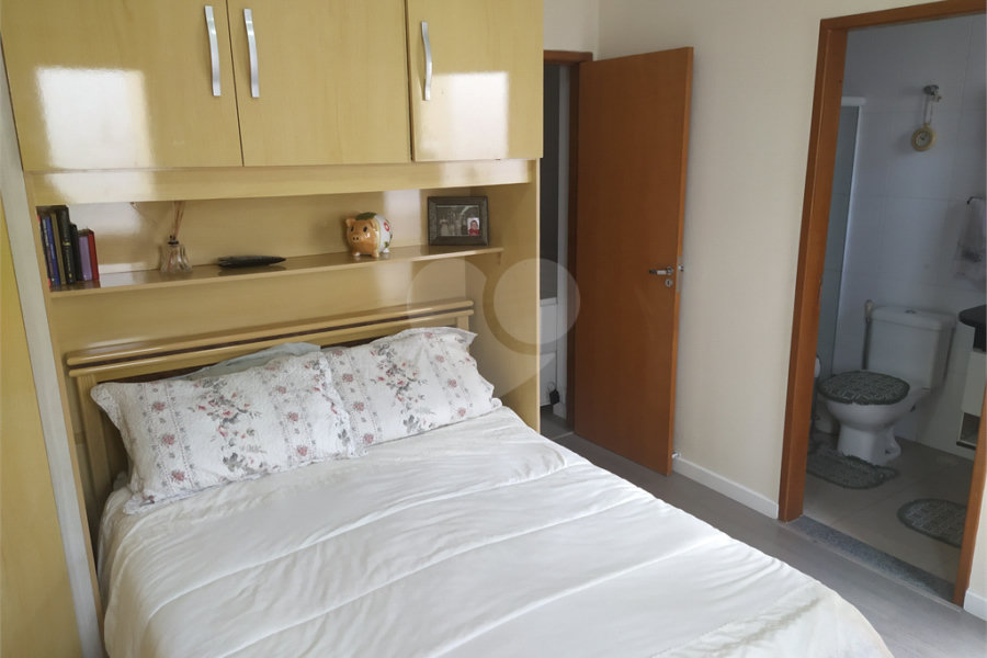 Casa à venda com 3 quartos, sendo 1 suíte, no condomínio Piemonte - Angelo Bortolo, São Paulo - SP