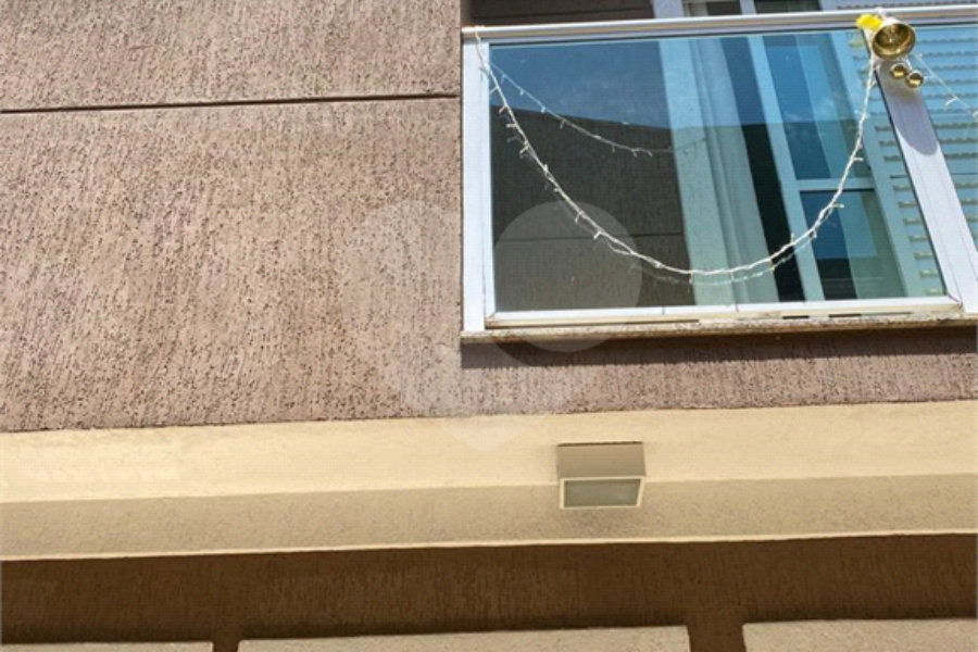 Casa à venda com 2 suítes no condomínio Real Iraci, São Paulo - SP