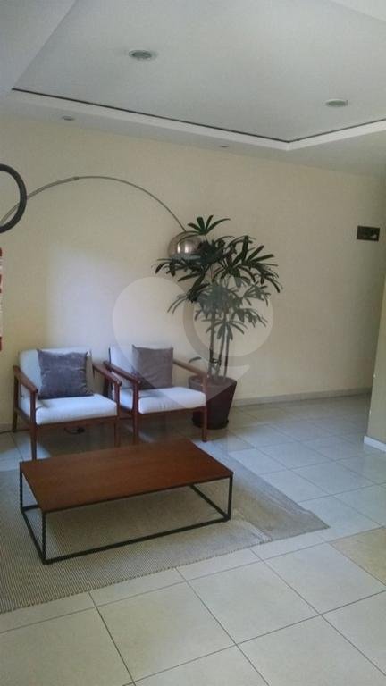 Apartamento à venda com 3 quartos, sendo 1 suíte,  em Jardim Ester Yolanda, São Paulo, SP