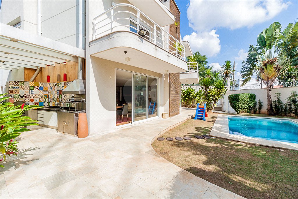Casa à venda com 4 suítes em Alto da Lapa, São Paulo, SP