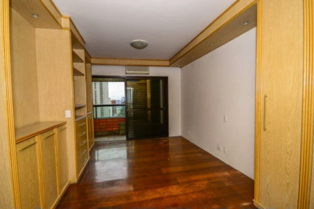 Apartamento à venda com 4 quartos, sendo 2 suítes,  em Paraíso do Morumbi, São Paulo, SP