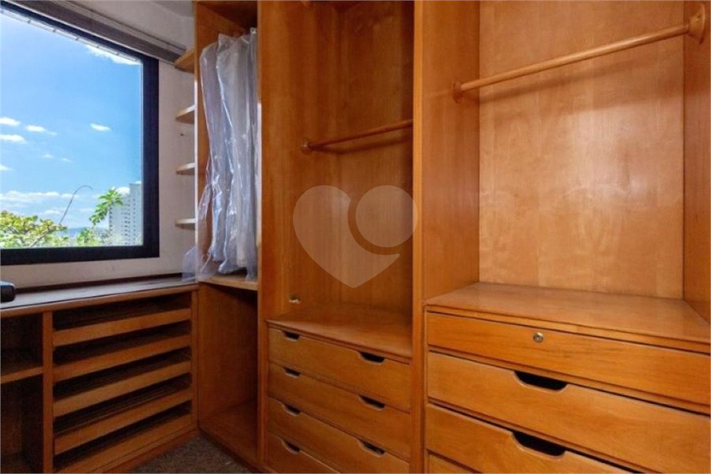 Apartamento à venda com 6 quartos, sendo 1 suíte, em Parque da Mooca, São Paulo, SP