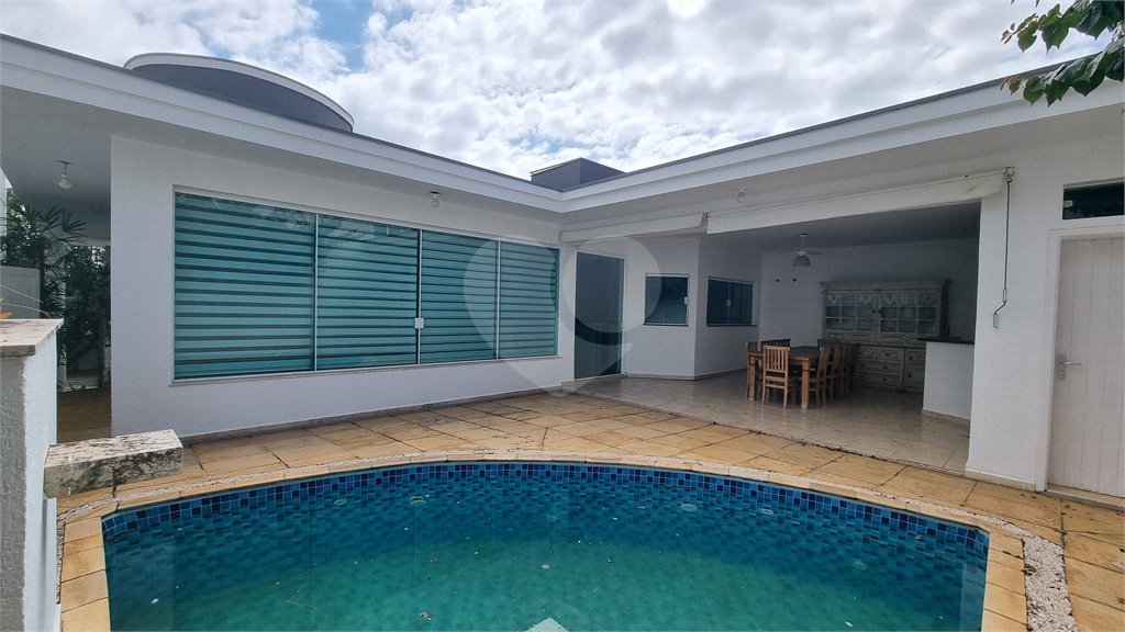 Casa à venda ou para alugar com 3 suítes no condomínio Residencial Villa dos Inglezes, Sorocaba - SP