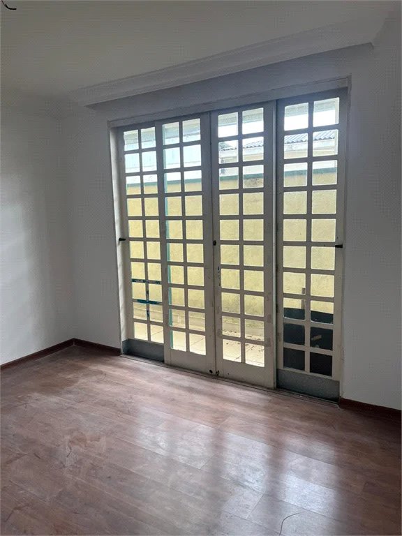 Casa à venda com 5 quartos, sendo 3 suítes, em Jardim Bonfiglioli, São Paulo, SP