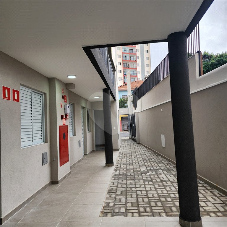 Casa à venda com 2 quartos, sendo 1 suíte, no condomínio Residencial Sanches, São Paulo - SP