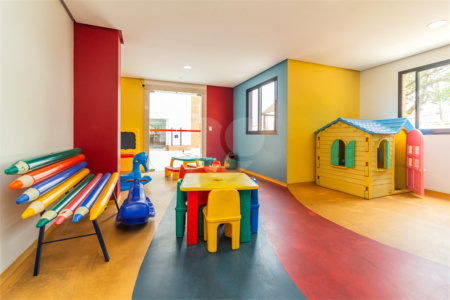 Apartamento à venda com 4 quartos, sendo 3 suítes, em Alto da Lapa, São Paulo, SP