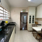 Sobrado à venda com 3 quartos, sendo 2 suítes,  em Jardim Brasil (zona Sul), São Paulo, SP