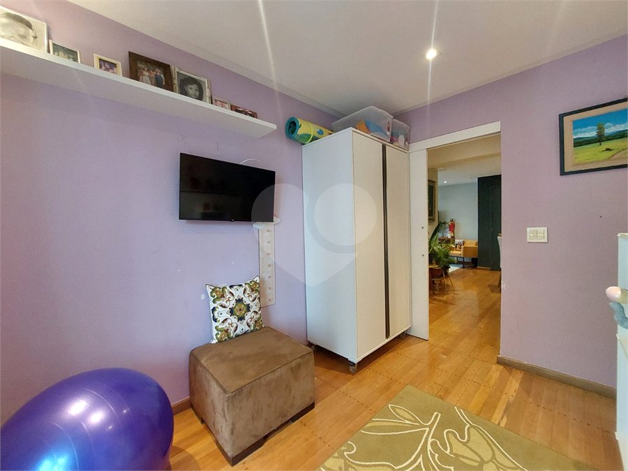 Apartamento à venda com 3 quartos, sendo 1 suíte, em Real Parque, São Paulo, SP