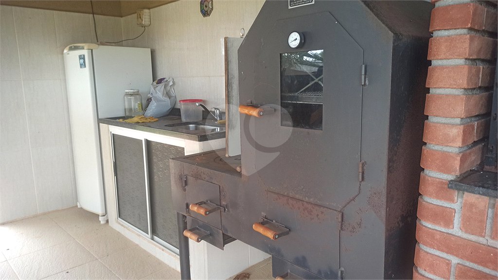 Casa à venda com 3 quartos, sendo 1 suíte, no condomínio Serra da Estrela, Atibaia - SP