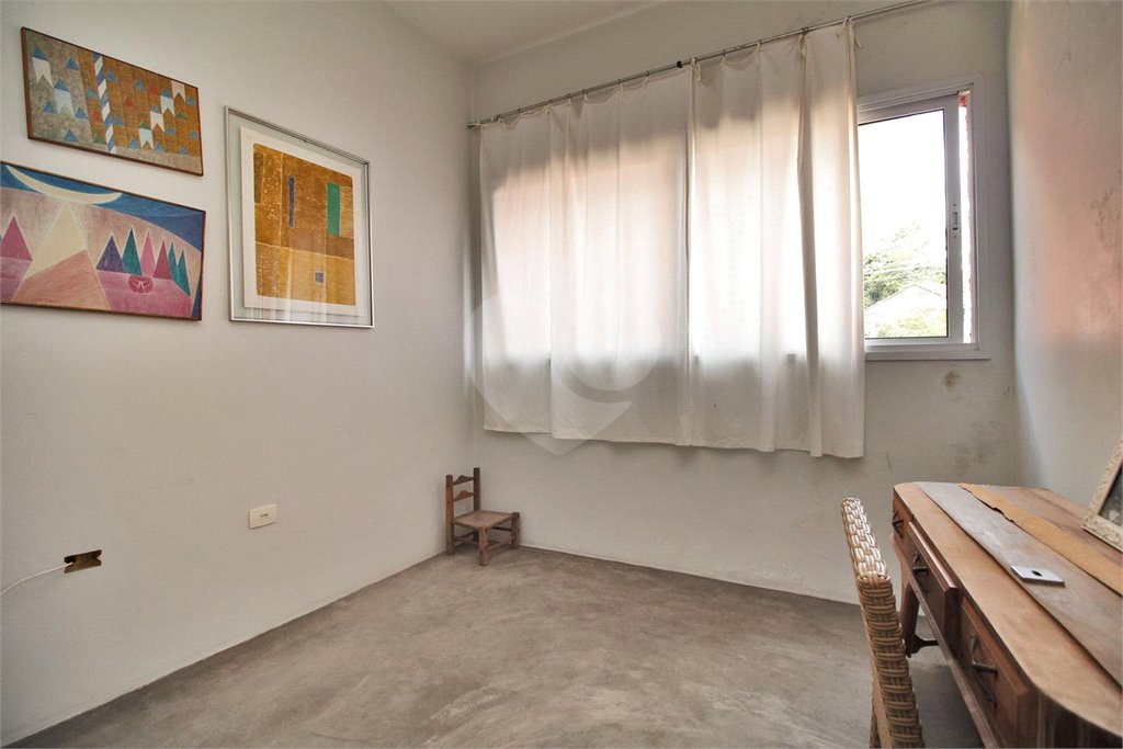 Casa à venda com 3 quartos, sendo 1 suíte, em Vila Mariana, São Paulo, SP