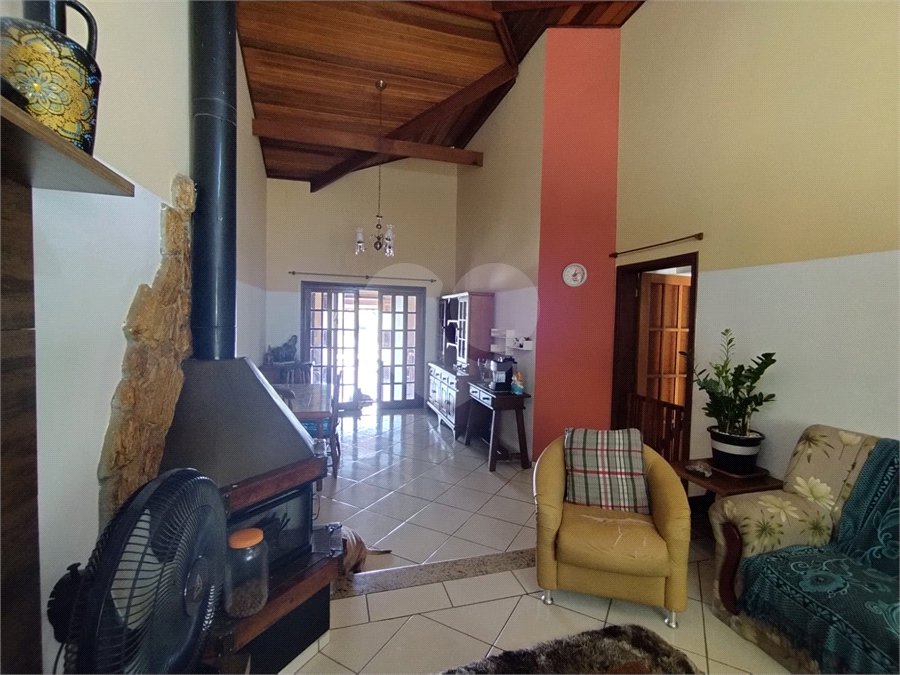 Casa à venda com 3 quartos, sendo 1 suíte, em Parque dos Cafezais IV, Itupeva, SP