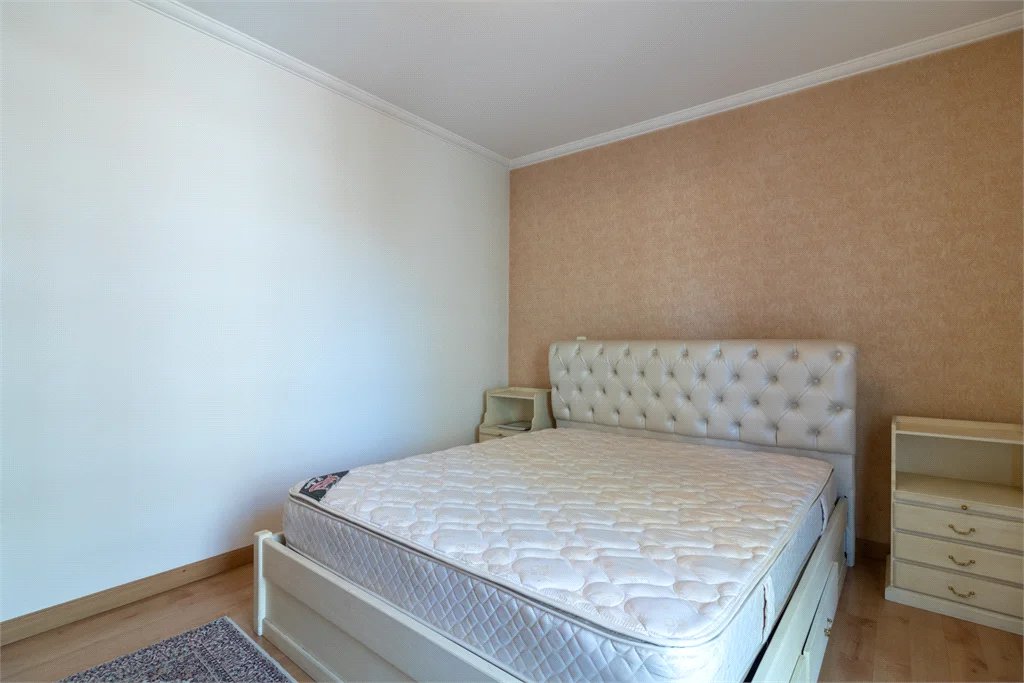 Apartamento à venda com 4 quartos, sendo 3 suítes, em Brooklin Paulista, São Paulo, SP