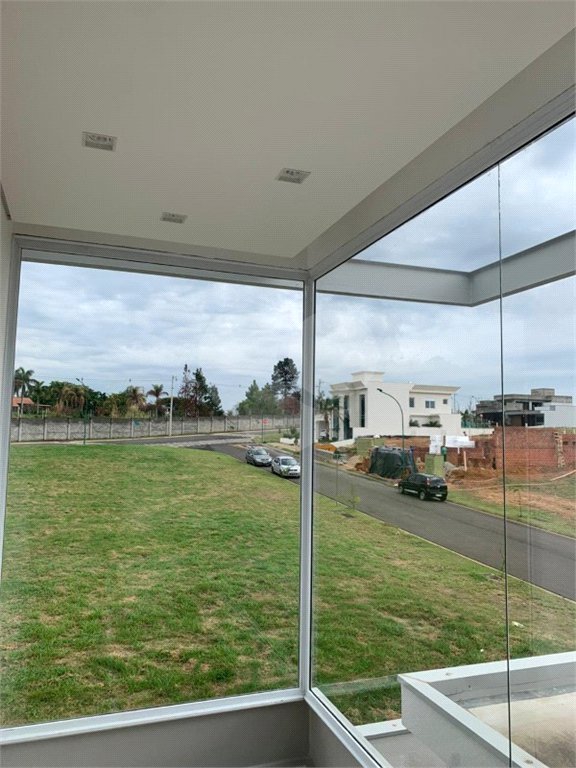 Casa à venda com 3 suítes no condomínio Residencial London Park, Indaiatuba - SP