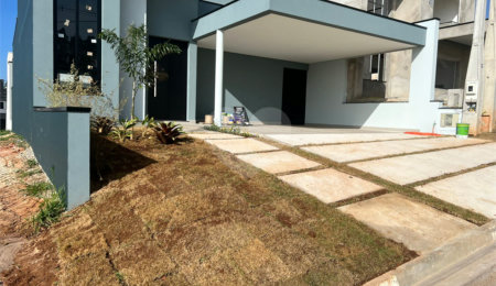 Casa à venda com 3 quartos, sendo 1 suíte,  no condomínio Phytos, Itupeva - SP