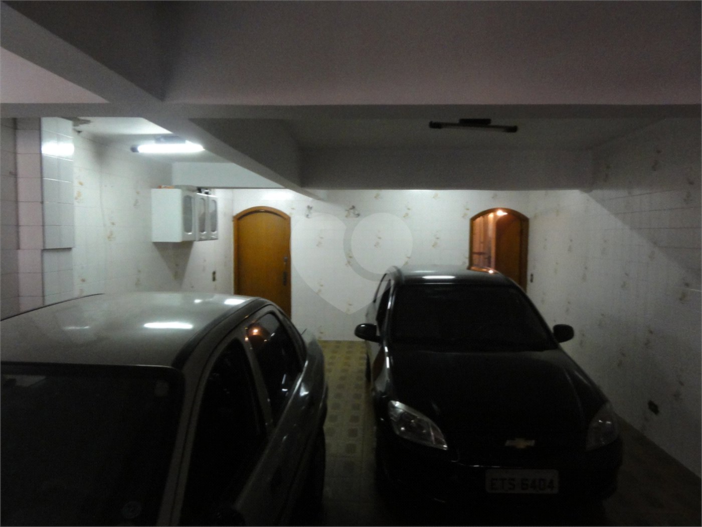Sobrado à venda com 6 quartos, sendo 4 suítes, em Tremembé, São Paulo, SP