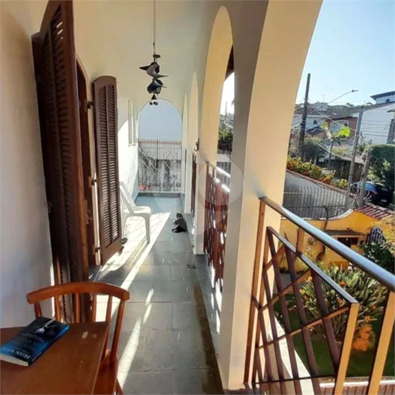Sobrado à venda com 4 quartos, sendo 1 suíte, em Jardim Pinheiros, São Paulo, SP