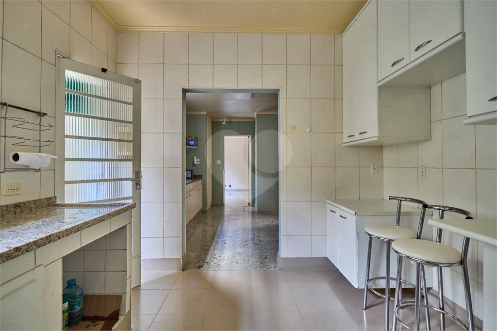 Sobrado à venda com 4 quartos, sendo 1 suíte, em Brooklin Velho, São Paulo, SP