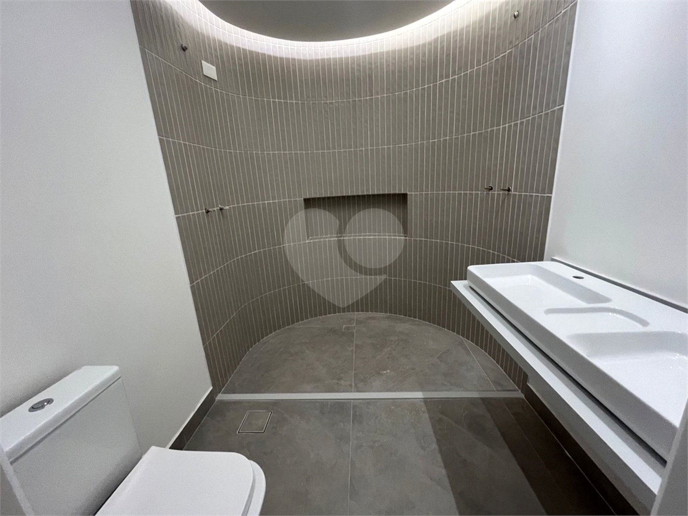 Apartamento à venda com 3 suítes em Santana, São Paulo, SP
