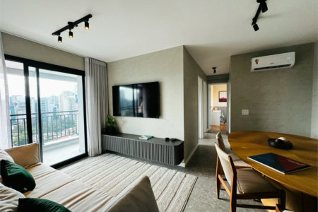 Apartamento à venda com 3 quartos em Vila Cordeiro, São Paulo, SP
